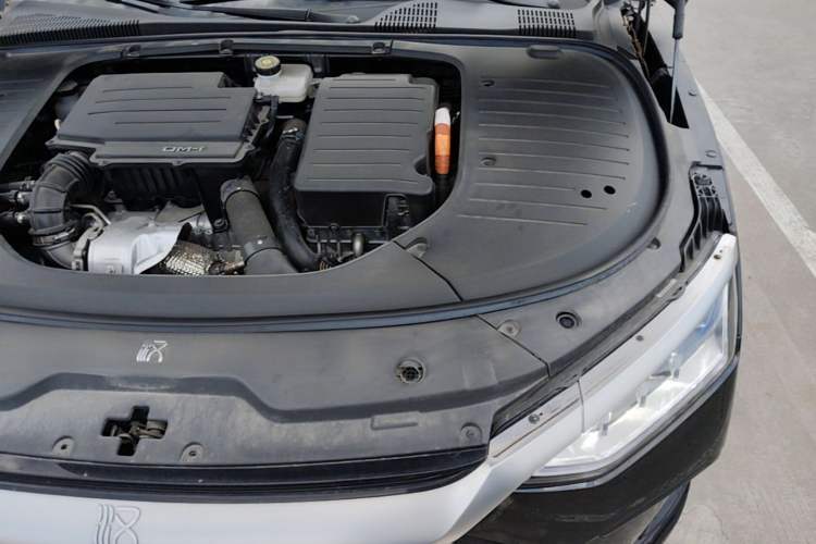 Used BYD Han 2023 DM-i Champion Edition 121KM Prestige Model Engine Bay Left
