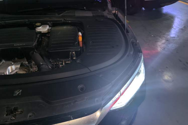 Used BYD Han 2023 DM-i Champion Edition 121KM Prestige Model Engine Bay Left