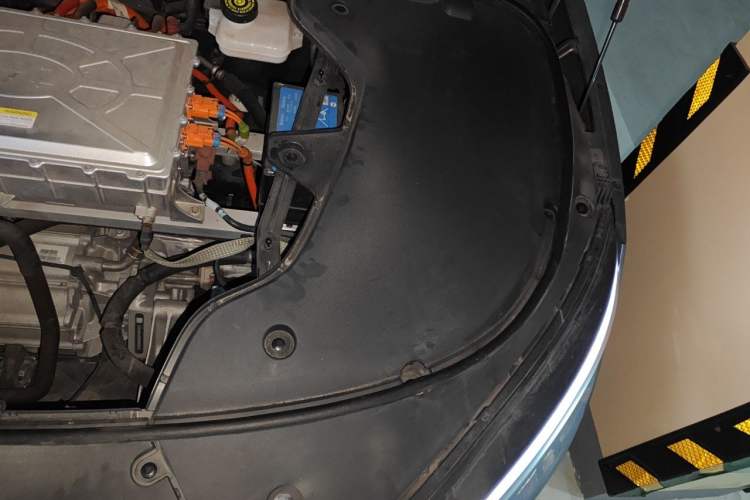 Used BYD Han 2023 EV Champion Edition 715KM Front-Drive Prestige Model Engine Bay Left