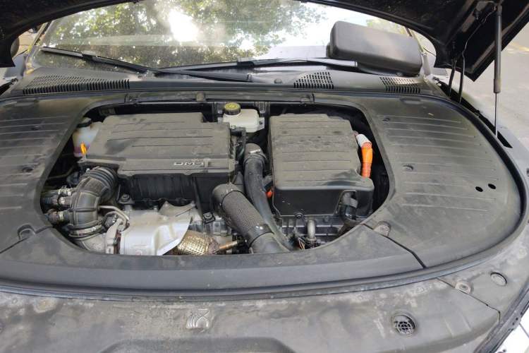 Used BYD Han 2023 DM-i Champion Edition 121KM Prestige Model Engine Bay Left