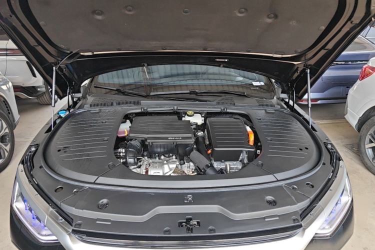 Used BYD Han 2023 DM-i Champion Edition 121KM Prestige Model Engine Bay