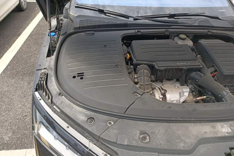 Used BYD Han 2023 DM-i Champion Edition 121KM Prestige Model Engine Bay Right