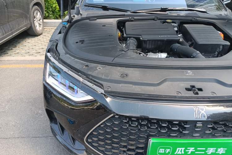 Used BYD Han 2023 DM-i Champion Edition 121KM Prestige Model Engine Bay Right