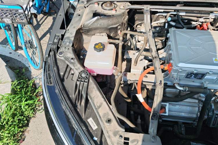 Used BYD Han 2023 EV Champion Edition 605KM Front-Drive Premium Model Engine Bay Right