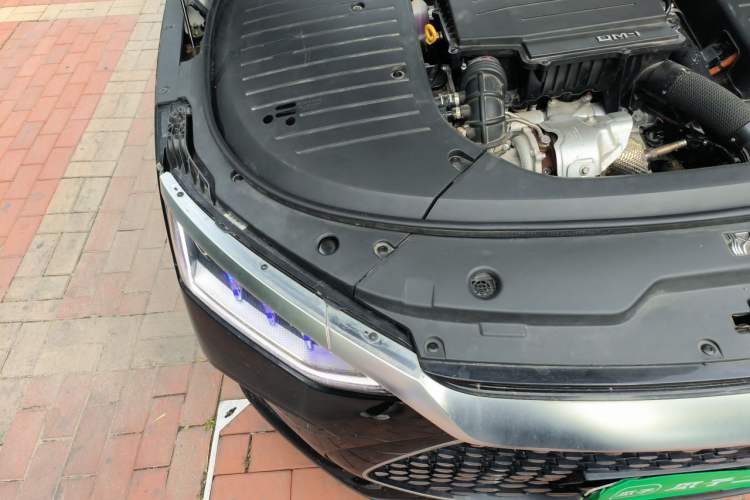 Used BYD Han 2023 DM-i Champion Edition 121KM Prestige Model Engine Bay Right