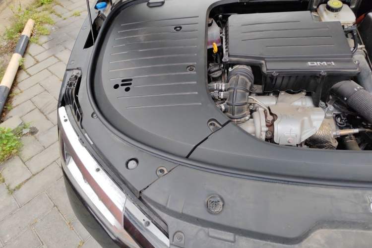 Used BYD Han 2023 DM-i Champion Edition 121KM Prestige Model Engine Bay Right