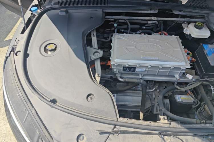 Used BYD Han 2023 EV Champion Edition 605KM Front-Drive Premium Model Engine Bay Right