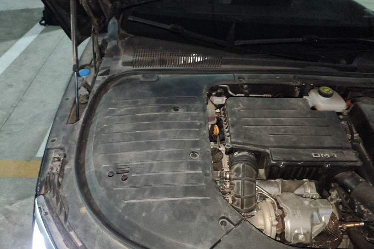 Used BYD Han 2023 DM-i Champion Edition 121KM Prestige Model Engine Bay Right
