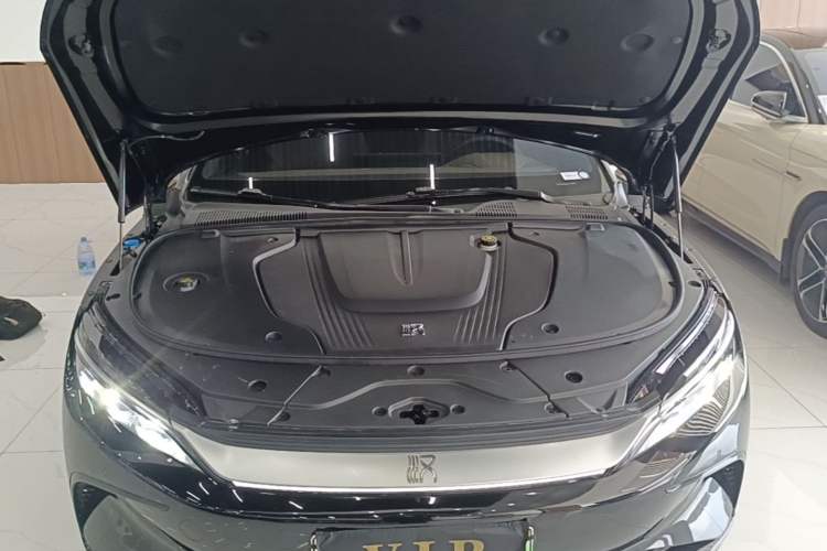 Used BYD Han 2023 EV Champion Edition 605KM Front-Drive Premium Model Engine Bay