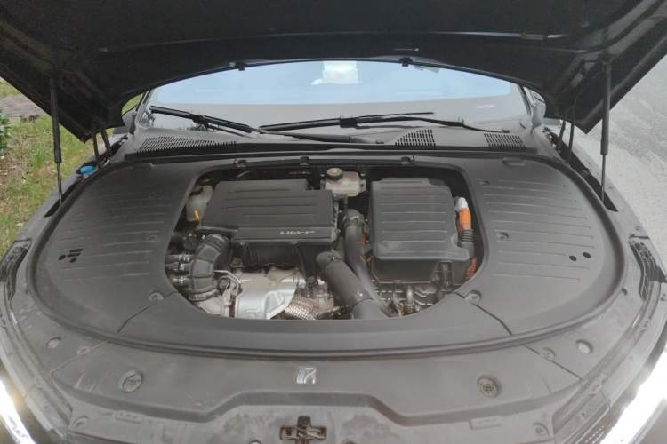 Used BYD Han 2023 DM-p War God Edition Engine Bay