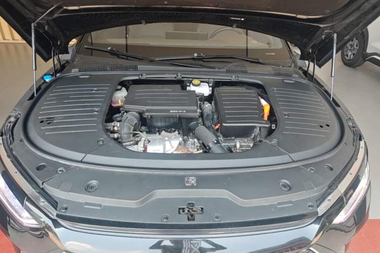 Used BYD Han 2023 DM-i Champion Edition 121KM Prestige Model Engine Bay