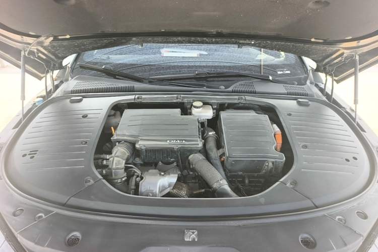 Used BYD Han 2023 DM-i Champion Edition 121KM Prestige Model Engine Bay