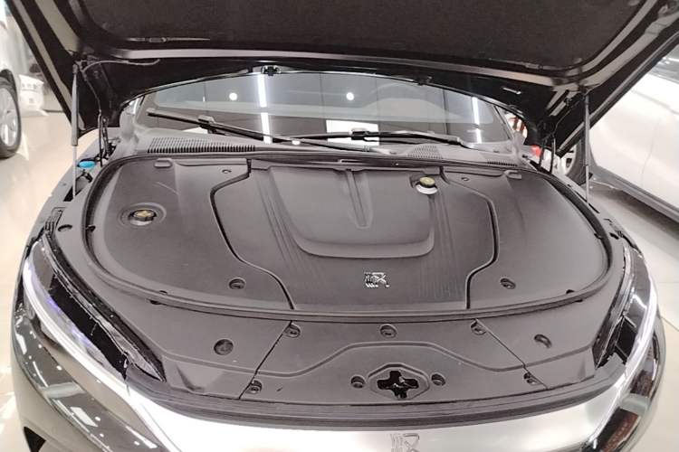 Used BYD Han 2023 EV Champion Edition 506KM Front-Wheel-Drive Premium Model Engine Bay