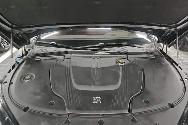 Used BYD Han 2023 EV Champion Edition 605KM Front-Drive Premium Model Engine Bay