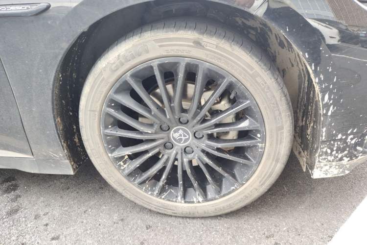 Used BYD Han 2023 EV Champion Edition 506KM Front-Wheel-Drive Premium Model Exterior 1