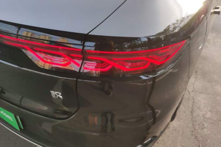 Used BYD Han 2023 DM-i Champion Edition 121KM Prestige Model Exterior 3