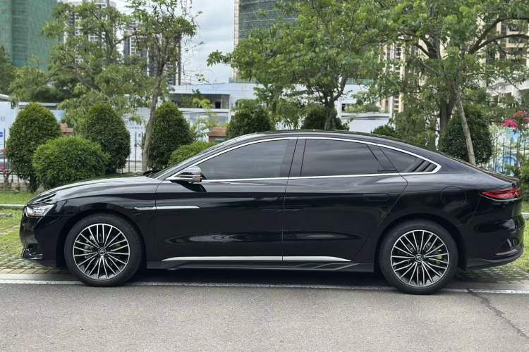Used BYD Han 2023 DM-i Champion Edition 121KM Prestige Model Exterior 3