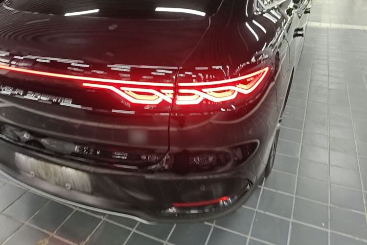 Used BYD Han 2023 EV Champion Edition 605KM Front-Drive Premium Model Exterior 3