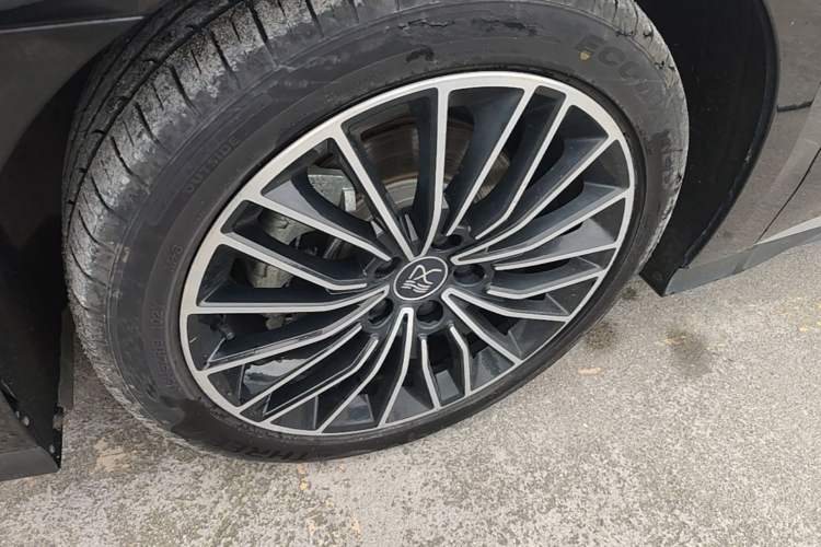 Used BYD Han 2023 DM-i Champion Edition 121KM Prestige Model Exterior 4
