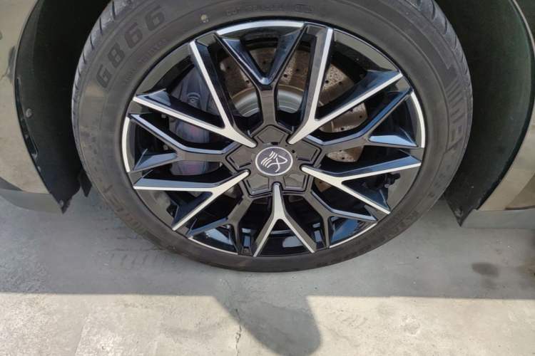 Used BYD Han 2023 EV Champion Edition 610KM All-Wheel-Drive Flagship Model Exterior 4