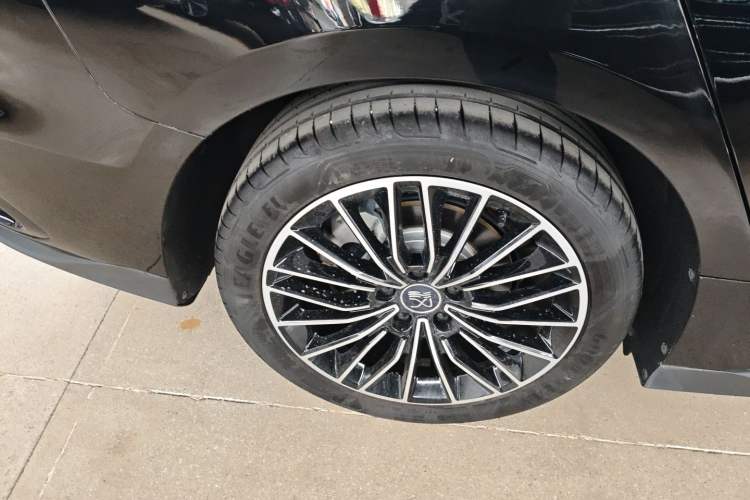 Used BYD Han 2023 DM-i Champion Edition 121KM Prestige Model Exterior 5