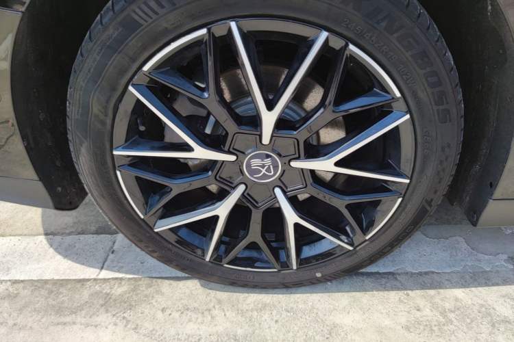 Used BYD Han 2023 EV Champion Edition 610KM All-Wheel-Drive Flagship Model Exterior 5