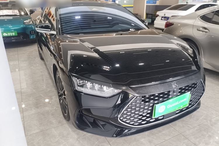 Used BYD Han 2023 DM-i Champion Edition 121KM Prestige Model Front Right 45 Deg