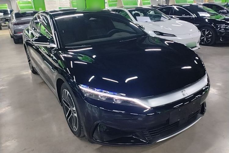 Used BYD Han 2023 EV Champion Edition 605KM Front-Drive Premium Model Front Right 45 Deg
