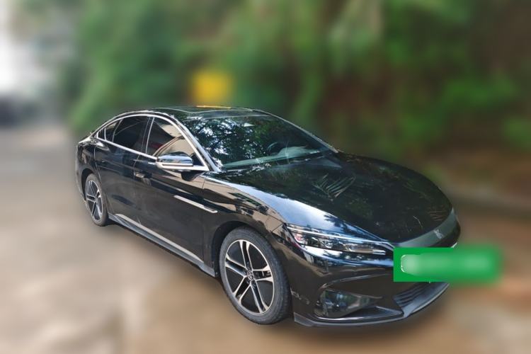 Used BYD Han 2023 EV Champion Edition 605KM Front-Drive Premium Model Front Right 45 Deg