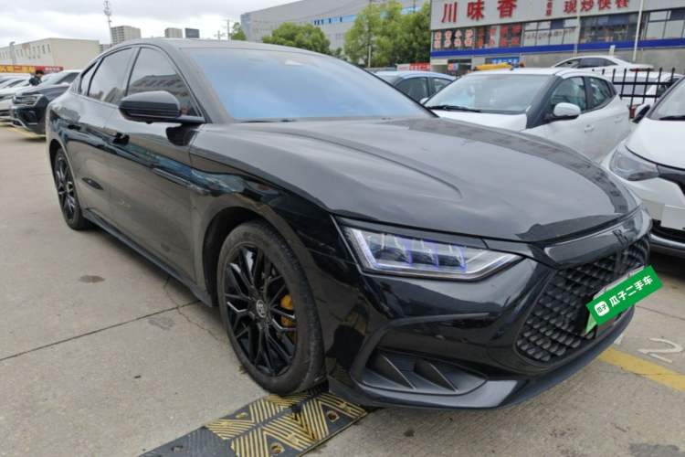 Used BYD Han 2023 DM-p War God Edition Front Right 45 Deg