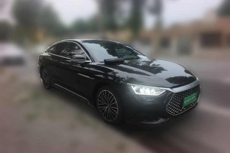 Used BYD Han 2023 DM-i Champion Edition 121KM Prestige Model Front Right 45 Deg