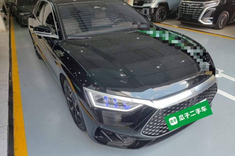 Used BYD Han 2023 DM-i Champion Edition 200KM Premium Model Front Right 45 Deg