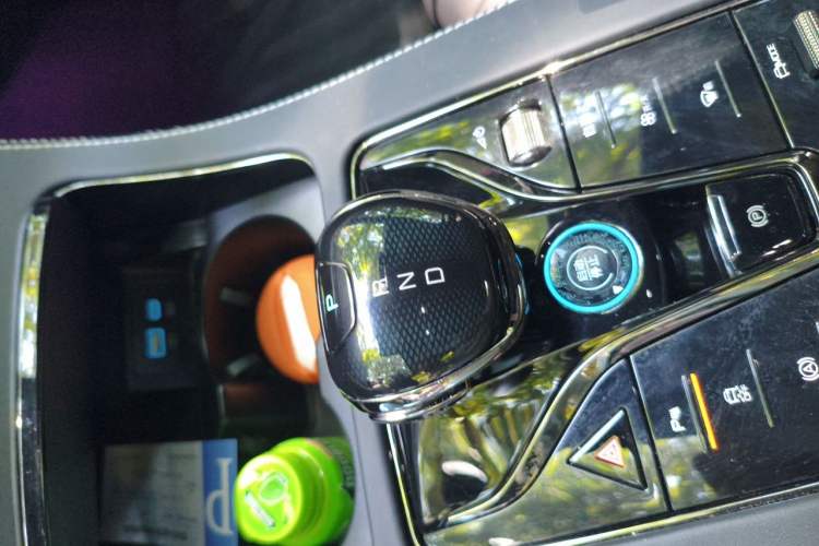 Used BYD Han 2023 EV Champion Edition 506KM Front-Wheel-Drive Premium Model Gear Lever