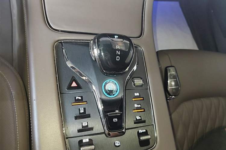 Used BYD Han 2023 EV Champion Edition 605KM Front-Drive Premium Model Gear Lever