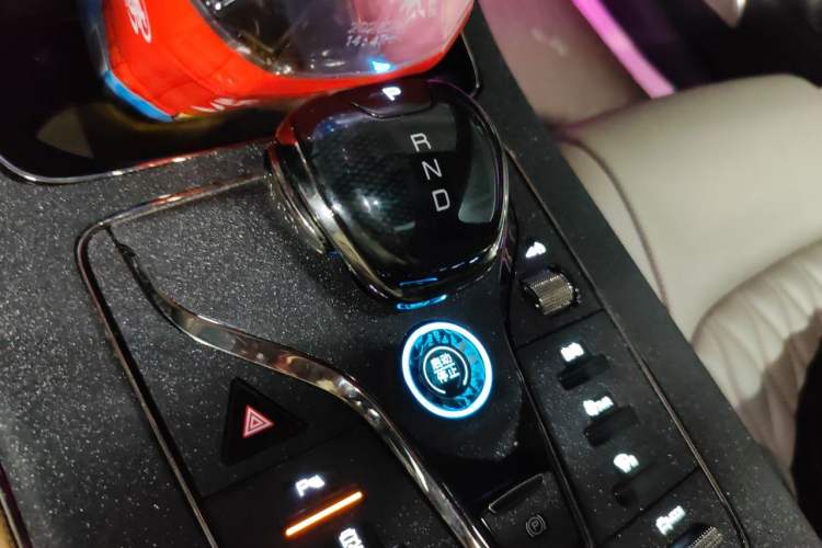 Used BYD Han 2023 DM-i Champion Edition 121KM Prestige Model Gear Lever