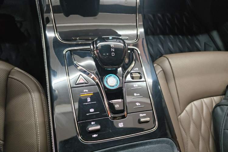Used BYD Han 2023 DM-i Champion Edition 121KM Prestige Model Gear Lever