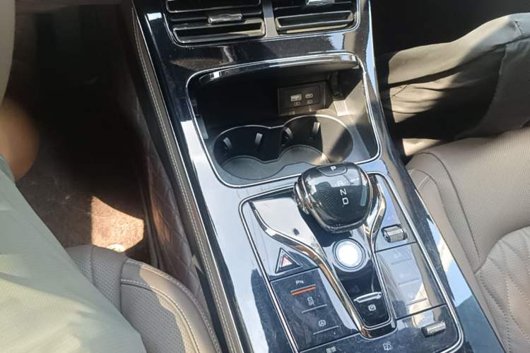 Used BYD Han 2023 EV Champion Edition 506KM Front-Wheel-Drive Premium Model Gear Lever