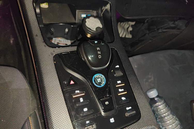 Used BYD Han 2023 DM-p War God Edition Gear Lever