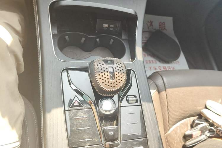 Used BYD Han 2023 DM-i Champion Edition 121KM Prestige Model Gear Lever