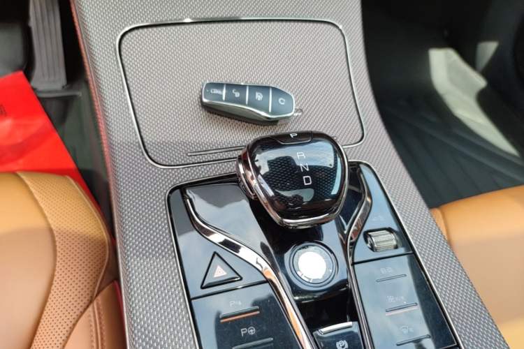 Used BYD Han 2023 EV Champion Edition 610KM All-Wheel-Drive Flagship Model Gear Lever