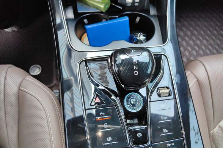 Used BYD Han 2023 EV Champion Edition 506KM Front-Wheel-Drive Premium Model Gear Lever
