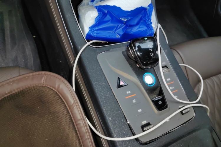 Used BYD Han 2023 EV Champion Edition 605KM Front-Drive Premium Model Gear Lever