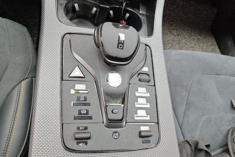 Used BYD Han 2023 DM-p War God Edition Gear Lever