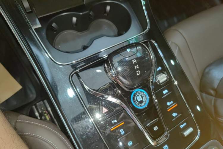 Used BYD Han 2023 DM-i Champion Edition 200KM Premium Model Gear Lever