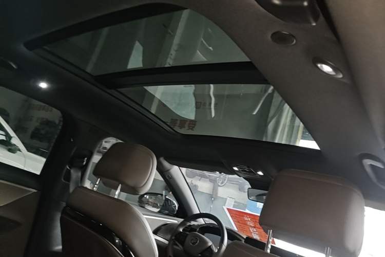 Used BYD Han 2023 DM-i Champion Edition 121KM Prestige Model Headliner