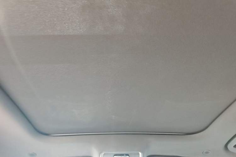 Used BYD Han 2023 EV Champion Edition 715KM Front-Drive Prestige Model Headliner