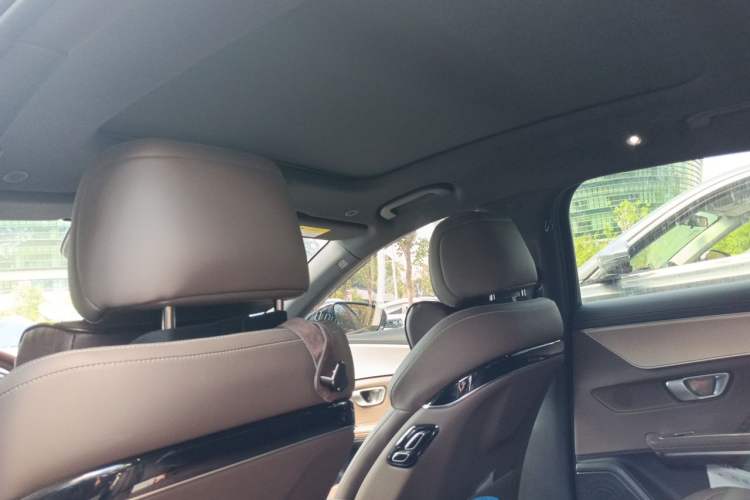 Used BYD Han 2023 DM-i Champion Edition 121KM Prestige Model Headliner