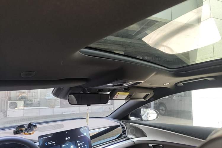 Used BYD Han 2023 EV Champion Edition 506KM Front-Wheel-Drive Premium Model Headliner