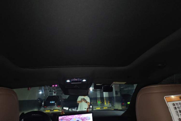 Used BYD Han 2023 EV Champion Edition 605KM Front-Drive Premium Model Headliner
