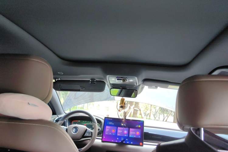 Used BYD Han 2023 EV Champion Edition 506KM Front-Wheel-Drive Premium Model Headliner